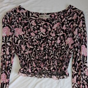 Womens Urban Outfitters Floral Cropped Long Sleeve w/ Smocked Waist